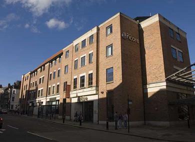 Ramada Encore York Bagian luar foto